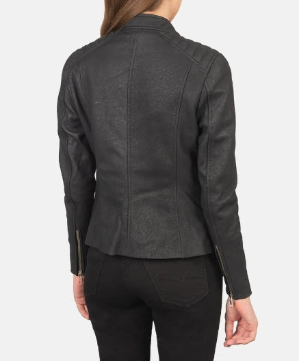The Raven Crest Button Collar Edition