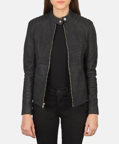 The Raven Crest Button Collar Edition